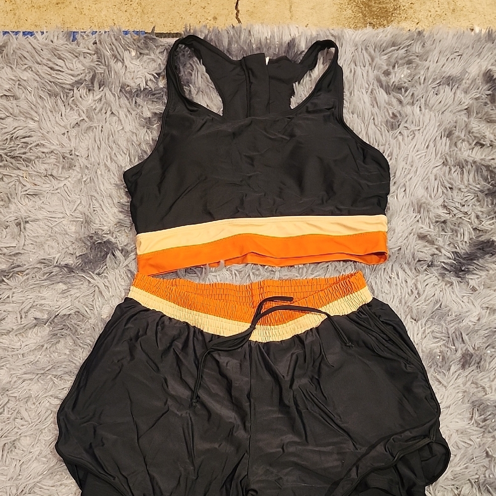 Black Colorblock Zipper Back Sporty Bikini Top with Boy Short Set